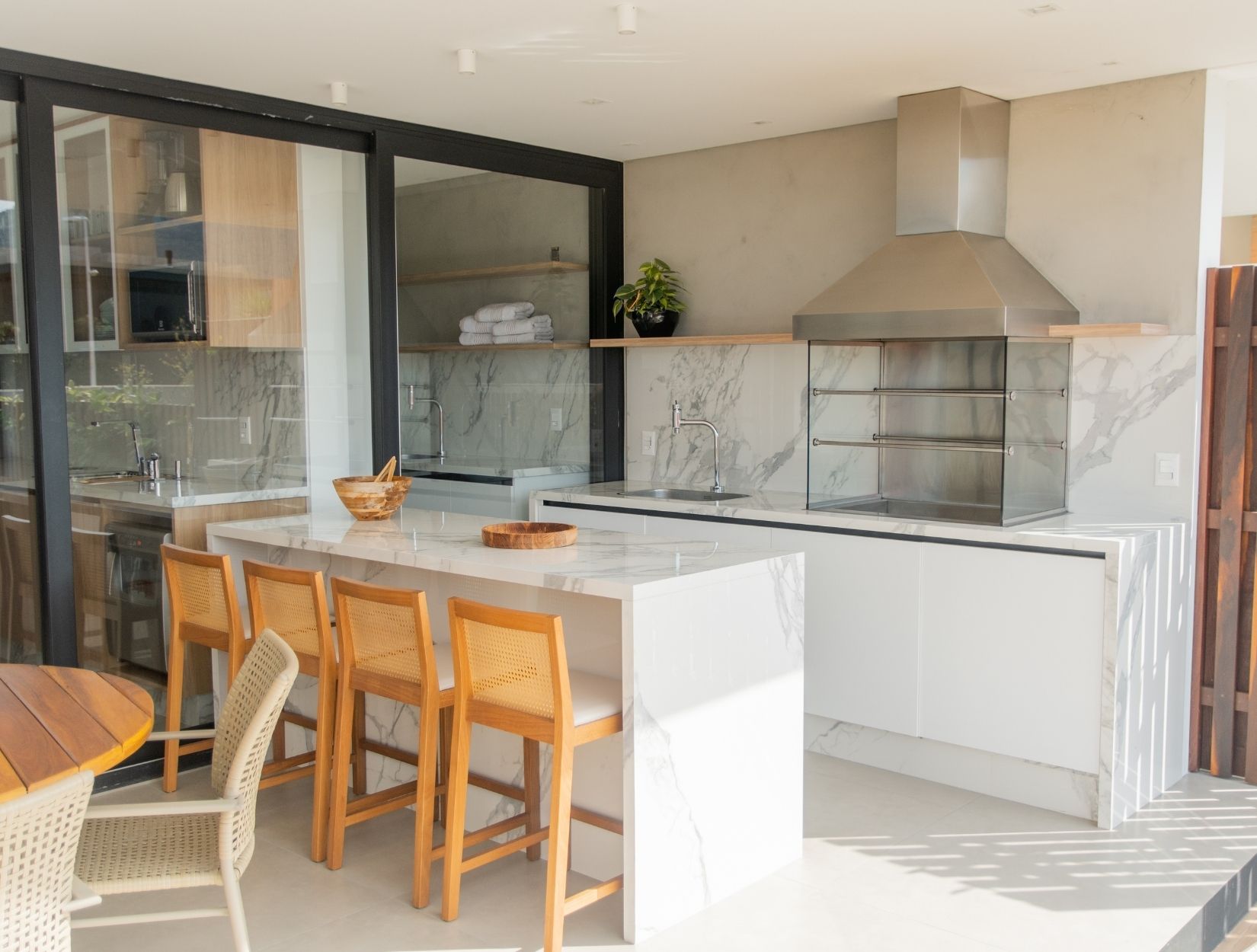 What services are included in apartment cleaning?